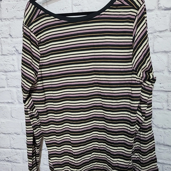 NWT Ava & Viv‎ Women's Plus Long Sleeve Striped Scoop Neck T-Shirt Size 2X - Picture 2 of 6